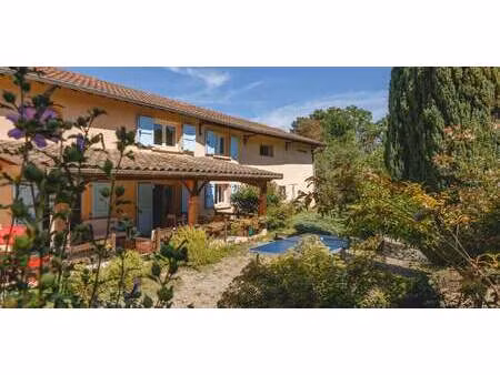 maison avec terrasse mogneneins (01)