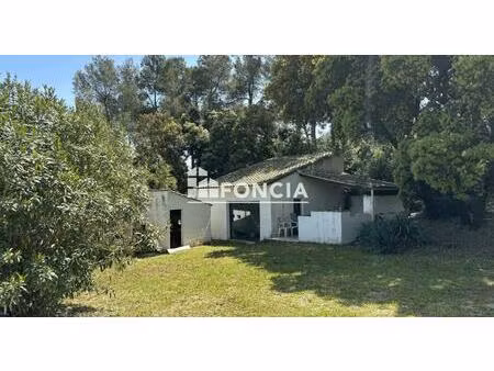 terrain à bâtir d'environ 1000 m2 sur saint vincent de barbeyrargues