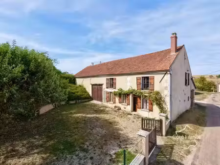 charmante longère de 160 m2 habitables avec dépendances et j