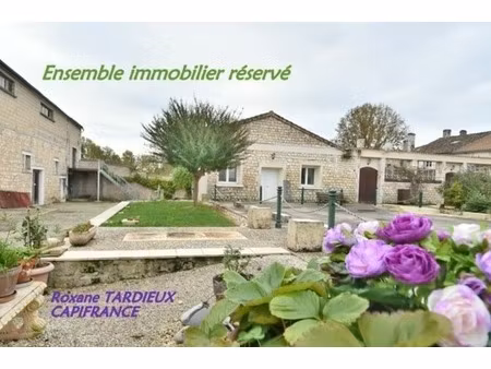 dpt charente (16)  à vendre proche angouleme ouest box ou immeuble à rénover de 2500 m2