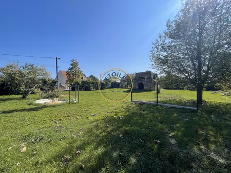 terrain à bâtir viabilisé de 1245m2 avec bâti d'histoire à p