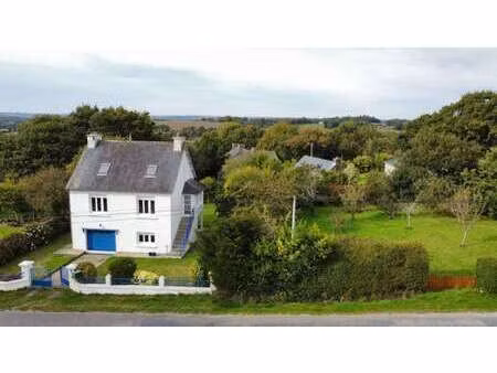vente maison à locarn (22340) : à vendre / 83m² locarn