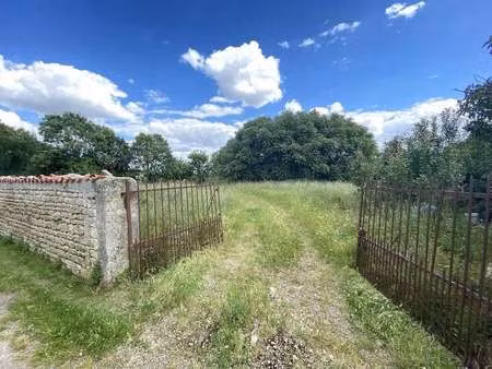 vente terrain à loulay (17330) : à vendre / 1040m² loulay
