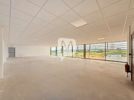 dpt guyane (973)  à louer cayenne collery bureaux de 154 m² 1e étage
