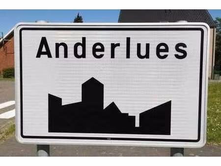 terrain avec permis pour une maison unifamiliale 3 chambres