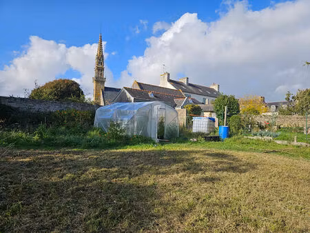 terrain pouldreuzic 2035 m2