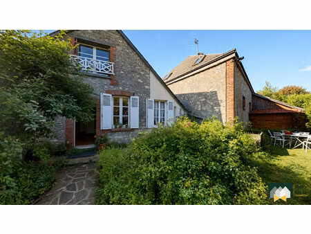 maison ancienne avec grand jardin –theuville