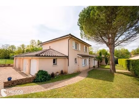 maison de luxe de 160 m2 en vente charentay  france