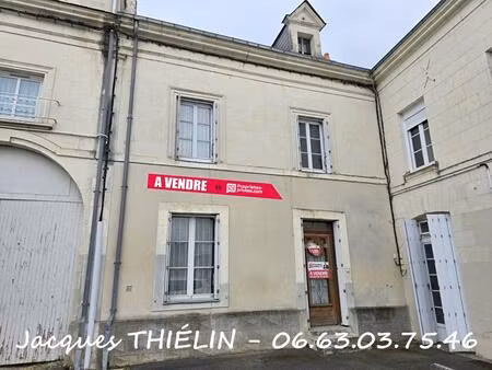 immeuble à rénover hyper-centre vernantes