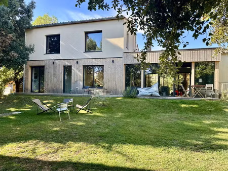 vente maison 6 pièces 256 m² saint-jean-de-cuculles (34270)