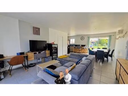 maison contemporaine avec piscine