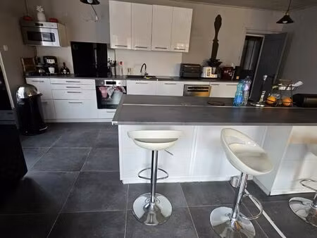 vente immeuble 160 m² damery (51480)