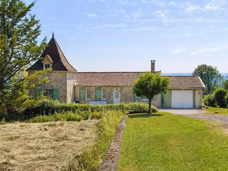 vente maison 5 pièces 130 m² à carennac (46110)  202 000 €