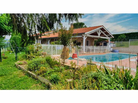 à vendre : maison contemporaine p8 près d'auch (gers - 32)