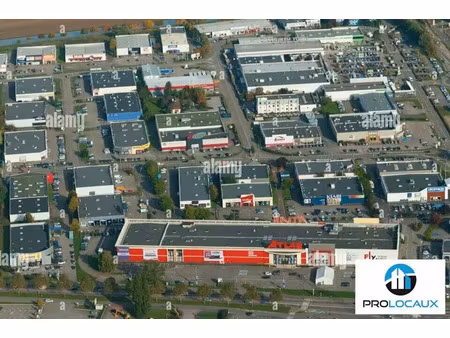 local commercial - invest. a vendre