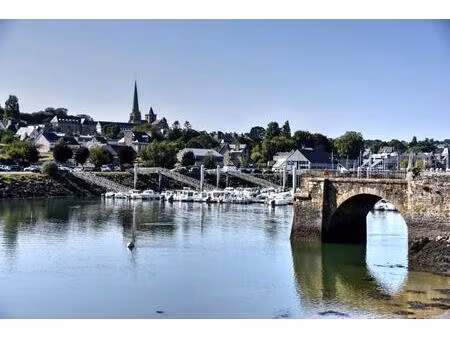 secteur treguier - hébergement pour 15 personnes sur 216 m²  les pieds dans l'eau