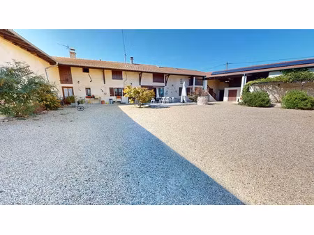 vente maison 5 pièces 234 m² baneins (01990)