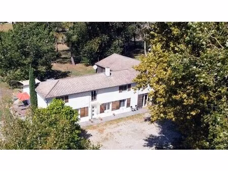 maison de luxe de 5 chambres en vente à grézet-cavagnan  nouvelle-aquitaine