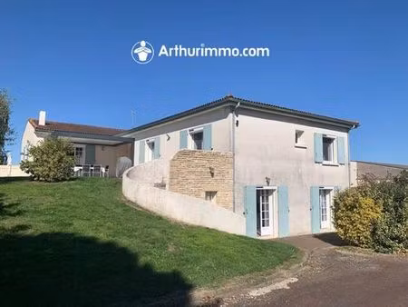 maison de 8 pièces de luxe en vente à paillé  france