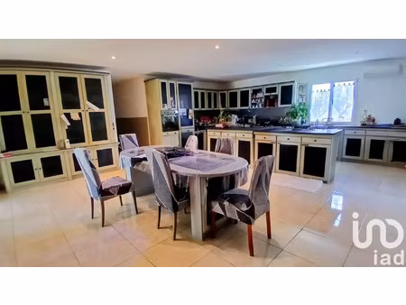 vente maison 11 pièces 217 m² creissan (34370)