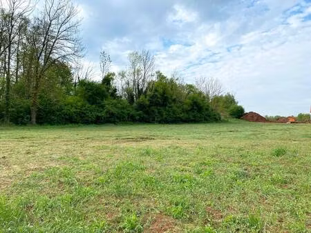 terrain constructible viabilisé à vendre