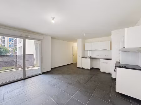 t2 de 45 m2 très bien agencé  situé dans un immeuble entret