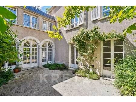 maison de luxe à vendre à marnes-la-coquette