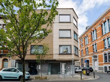 bien professionnel à vendre à etterbeek € 400.000 (lf006) - latour & petit bxl vente | zim