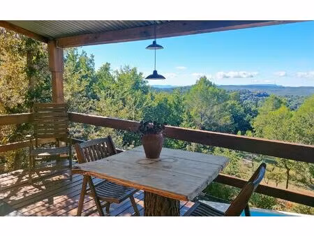 location appartement  m² t-2 à la verdière  700 €