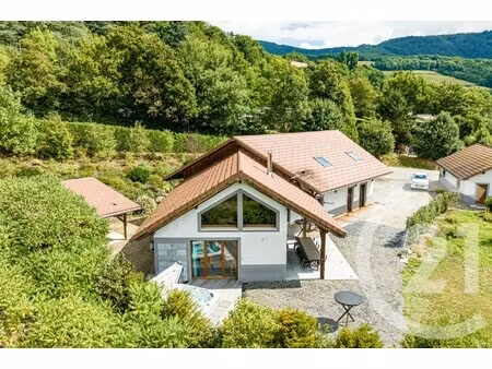 maison de luxe à vendre à nantes-en-ratier