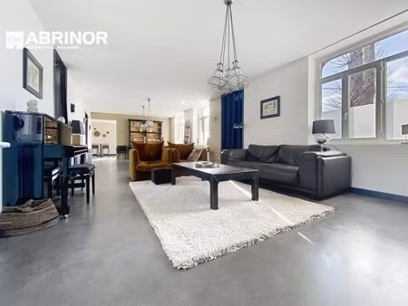 maison de luxe à vendre dans le quartier le paradis-les tertres