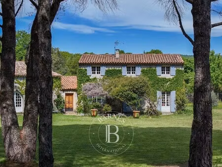 maison de luxe à vendre à mane