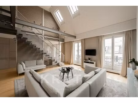 duplex de luxe à vendre dans le quartier triangle d'or
