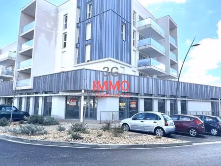 local d'activités à louer