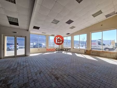 local commercial à vendre