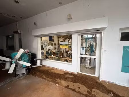 local commercial à vendre