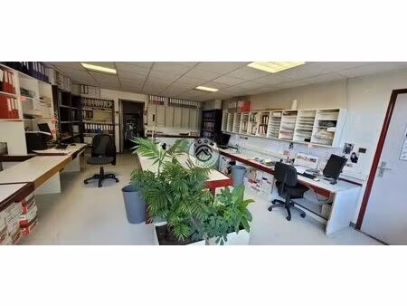 ensemble de locaux professionnels 420 m² - mont-de- marsan -