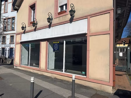 local commercial à louer 200 m² - montbéliard (25) - 2 700€