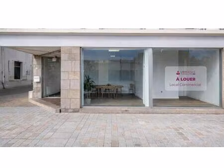 local commercial angle – le pouliguen – emplacement n°1 – forte visibilité