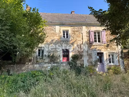 ancienne maison de maître en pierre à restaurer - vue exceptionnelle - vallée du loir