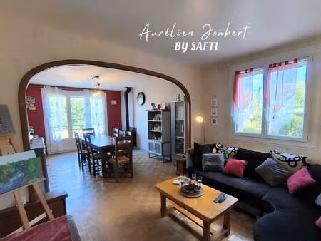 maison de 151 m² + sous sol de 92 m²