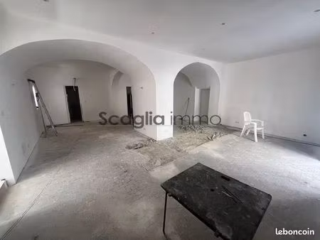 murs commerciaux 163 m² propriano