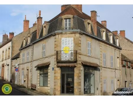 appartement 4 pièces 81 m²