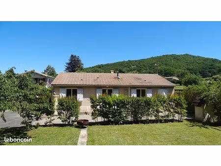 villa 4 pièces 85 m²