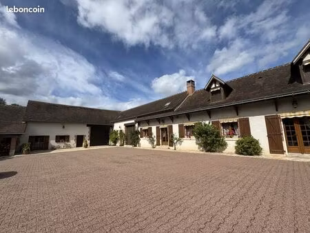 ferme 10 pièces 274 m²