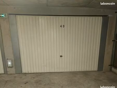 garage pmr 18m² vallauris