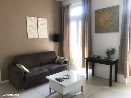 type 2 entre cannebière et la gare st charles