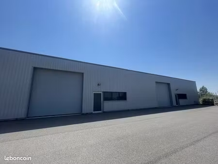 local 300 m² luc-la-primaube