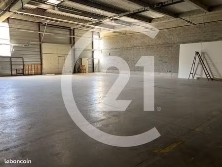 boutique 780 m² guilherand granges