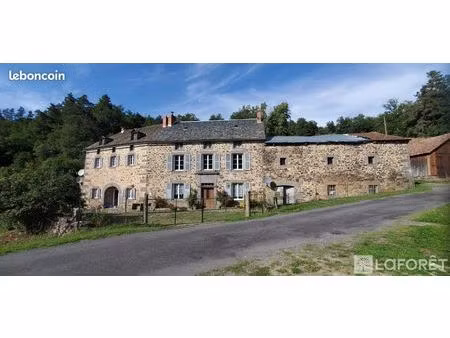 moulin 11 pièces 167 m²